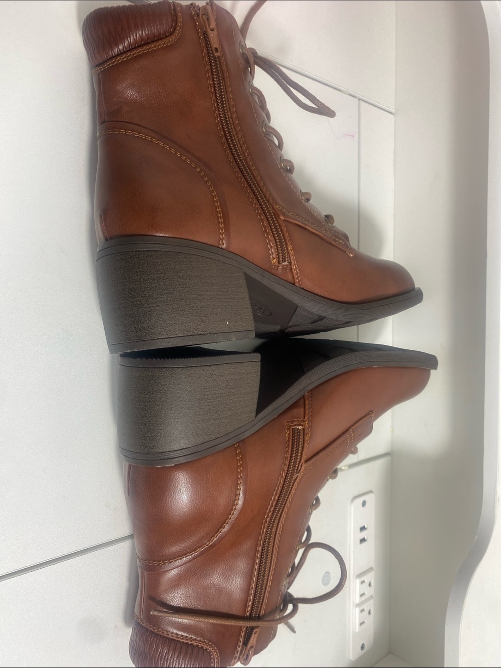 BareTraps Cognac Lace-Up Ankle Boot Size 9.5 - Picture 7 of 16